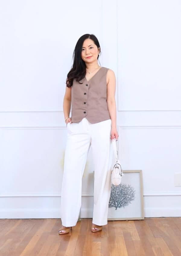 Stylish Outfit Formulas for Women Over 40